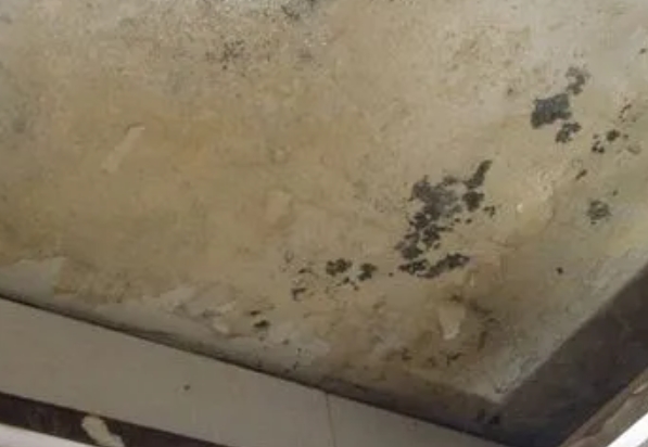 康巴什阳台漏水维修公司分享下康巴什卫生间渗水维修需要注意哪些问题。
